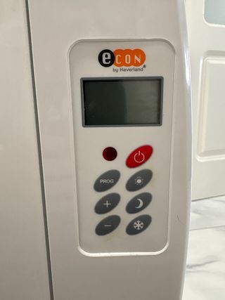 Calefactor eléctrico blanco