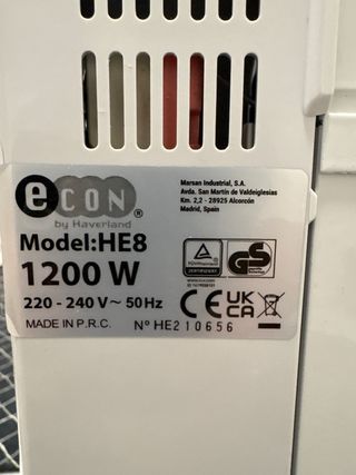 Calefactor eléctrico blanco