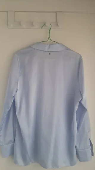 Camisa satinada Pedro del Hierro azul claro