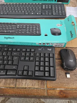 Tastiera Logitech varie.
