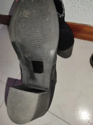 Botines y mocasines negros mujer