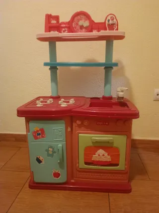 Cocinita de juguete infantil. No se envía.