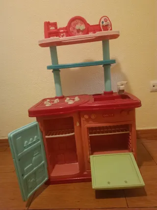 Cocinita de juguete infantil. No se envía.