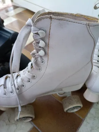 Patines 4 ruedas blancos