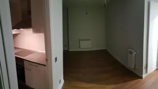 Habitacion con baño y cocina compartida