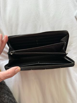Cartera Negra Purificación García
