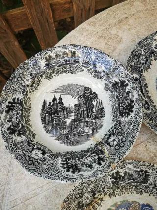 Lote Platos Antiguos La Cartuja de Sevilla