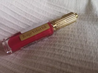 Brillo Labial Bourjois Fabuleux Ink Rojo