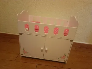 Cuna de juguete de madera