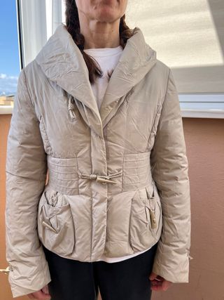 Chaqueta de plumas Purificación García Beige