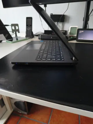 Acer Travelmate P14 Intel Core i3