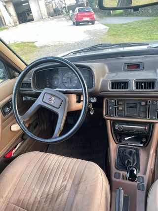 Peugeot 505 1983