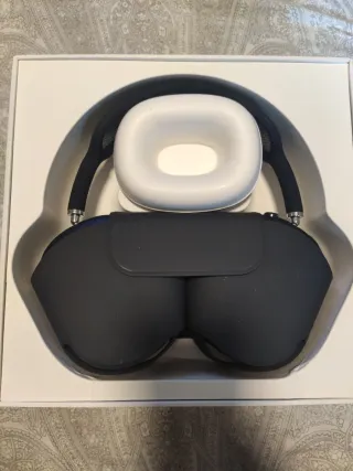 Airpods Max Space Gray