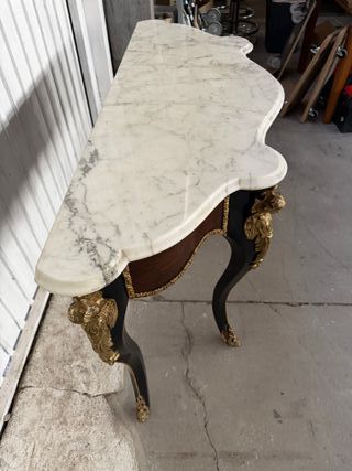 Consola Mármol y Madera con Detalles Dorados