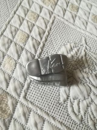 Sapatilhas Cinza - Boneco Ken Fashionista Doll#183