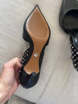 Zapatos Zara Talla 39 Negros Tachuelas