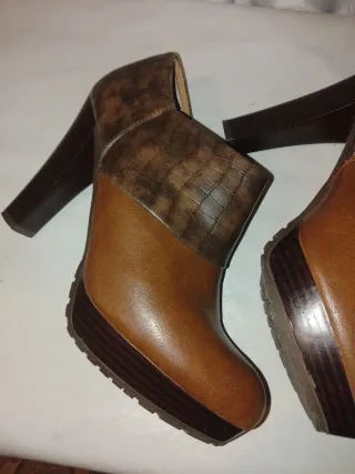 Botines tacón marrón mujer