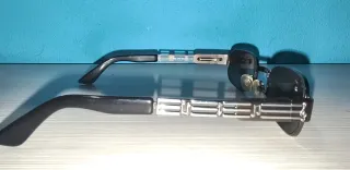 Occhiali da sole Village neri e argento