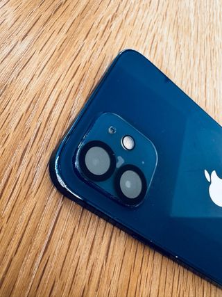 iPhone 12 blu 128GB + custodia e cavo