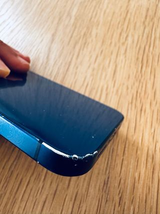 iPhone 12 blu 128GB + custodia e cavo