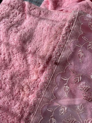 Juego 5 toallas bordadas rosa