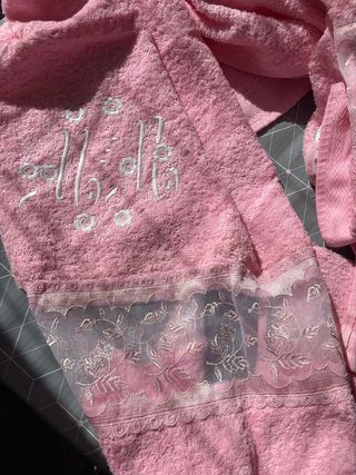 Juego 5 toallas bordadas rosa