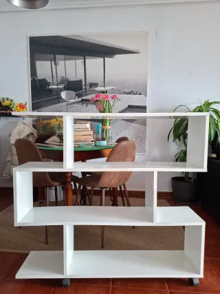 Estantería librería con ruedas