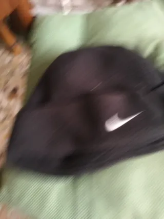 Cappello pile Nike nero