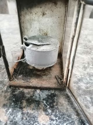 Candeia antiga a azeite