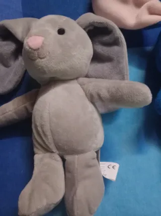 Lote 2 conejos peluche