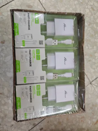 12 uds Cargador compatible iPhone 2.4A