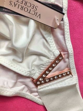 Conjunto lenceria Victoria's Secret perla