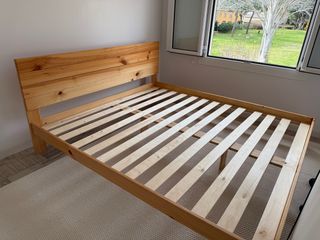 Cama Testa Lufe de madera (barniz natural)