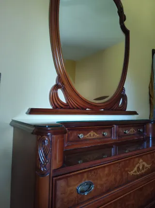 Cómoda-tocador de madera maciza con espejo