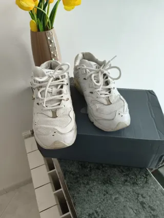 New Balance Donna Bianco Oro