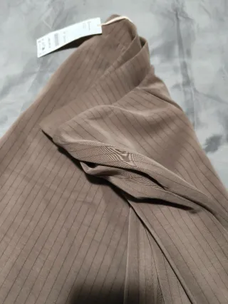 Pantalón mujer marrón acanalado