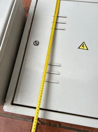 Puerta Caja Contador Eléctrico