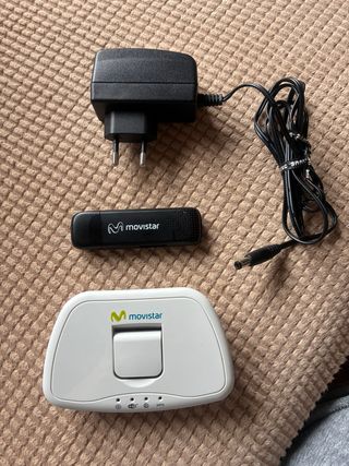 Router Portátil Movistar WiFi + Módem USB 3G