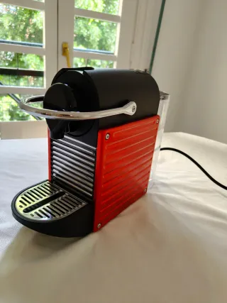 Cafetera Krups Nespresso Pixie XN304510