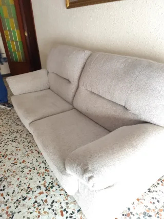 Sofá 2 plazas beige