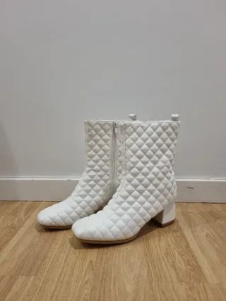 Botas blancas acolchadas