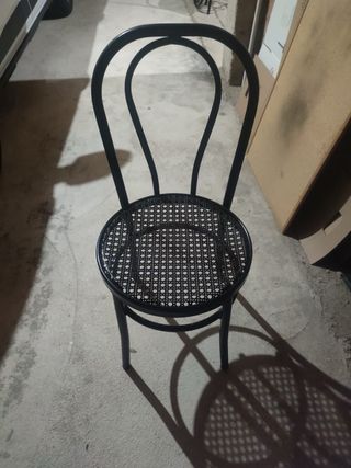 Sillas metálicas Thonet Bistro Negras