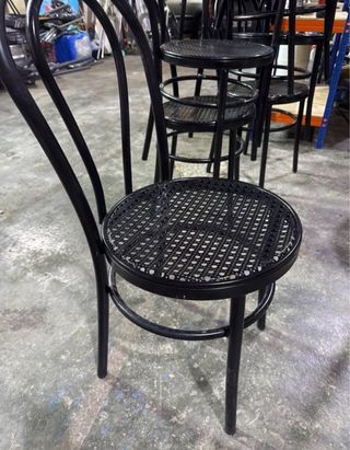 Sillas metálicas Thonet Bistro Negras