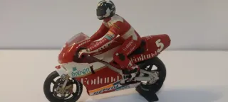 4 Modellini di moto da competizione