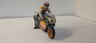 4 Modellini di moto da competizione