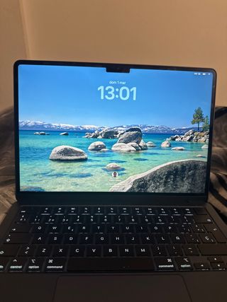 MacBook Air M4 10-Core 256GB Medianoche