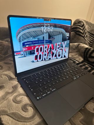 MacBook Air M4 10-Core 256GB Medianoche