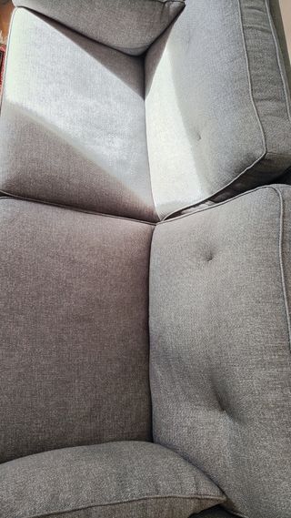 Coppia divani grigi in tessuto