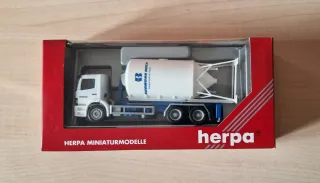 Herpa Mercedes Axor Cemento