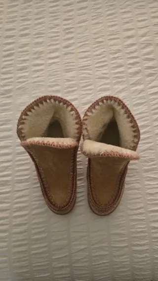 Botas pelito beige talla 36